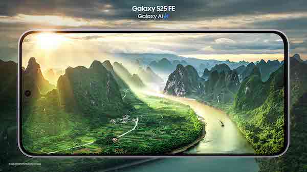 Galaxy S25 FE splash